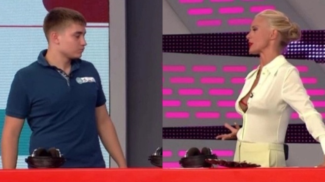 amp-8220-den-einai-iroas-afoy-einai-germanos-amp-8221-fiasko-sto-royk-zoyk-me-anistorito-paikti-amp-8220-koyfane-amp-8221-ti-makrypoylia-5964