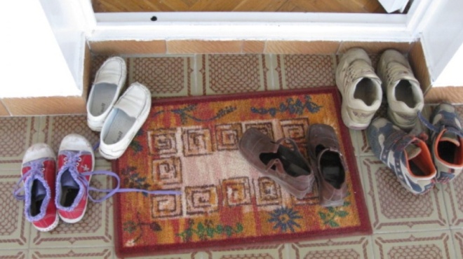 telika-einai-sosto-i-lathos-na-zitame-apo-toys-kalesmenoys-mas-na-vgazoyn-ta-papoytsia-toys-61115