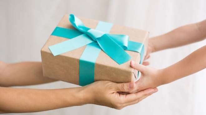 eortologio-poioi-giortazoyn-simera-kyriaki-30-ianoyarioy-78717