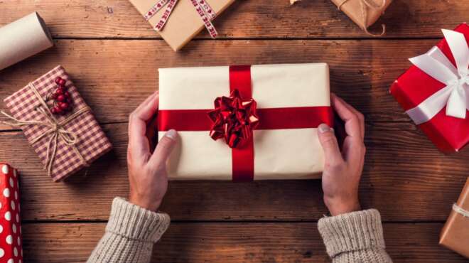 eortologio-poioi-giortazoyn-simera-paraskeyi-19-noemvrioy-103435