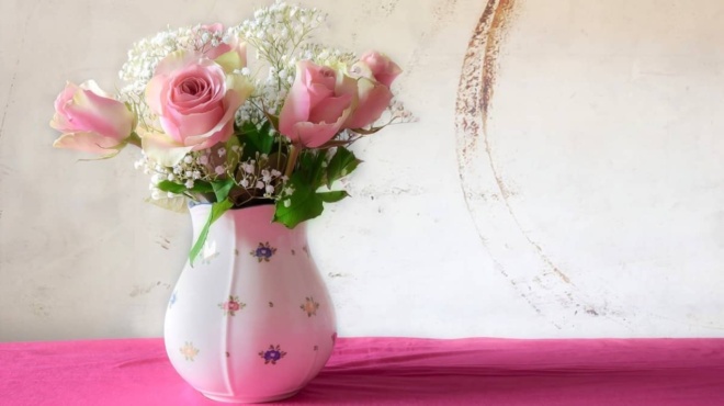 eortologio-poioi-giortazoyn-simera-pempti-1-ioylioy-65419