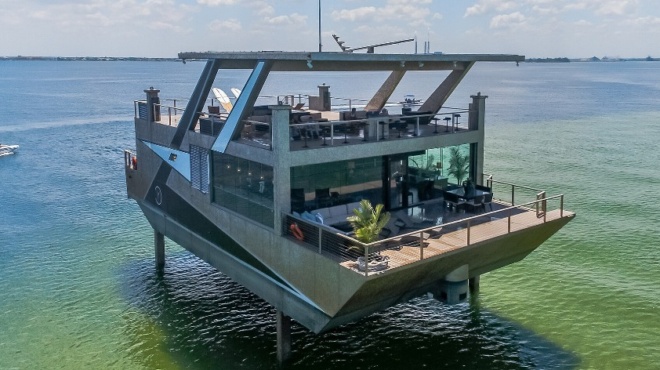 to-ploto-polyteles-spiti-ton-12-ekatommyrion-poy-thymizei-palati-kai-to-esoteriko-toy-einai-vgalmeno-apo-oneira-48636