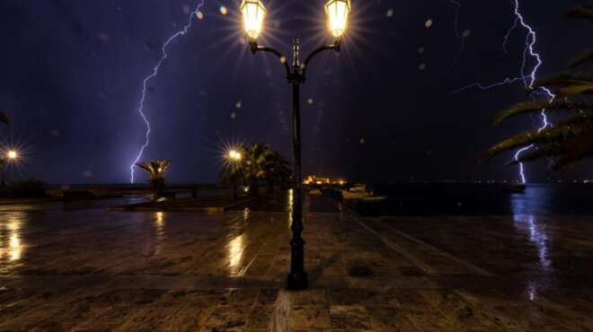 kairos-ayrio-15-05-vroches-kai-kataigides-kai-gia-tin-tetarti-98852