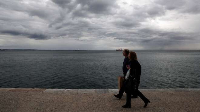 kairos-simera-20-05-synnefia-se-oli-tin-ellada-amp-8211-poy-tha-vrexei-98631