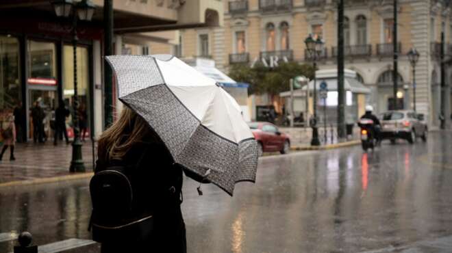 kairos-simera-synnefia-me-vroches-kai-kataigides-se-oli-tin-ellada-93216