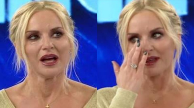 maria-mpekatoroy-lygise-ston-aera-tis-ekpompis-amp-8211-den-mporo-na-po-polla-sas-agapao-73410