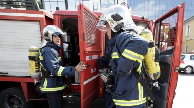 pyrosvestiki-08-05-962-proslipseis-amp-8211-simera-xekinoyn-oi-aitiseis-99150