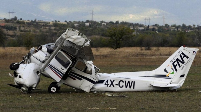 thriler-sti-samo-epese-aeroskafos-typoy-tsesna-konta-sto-aerodromio-34538