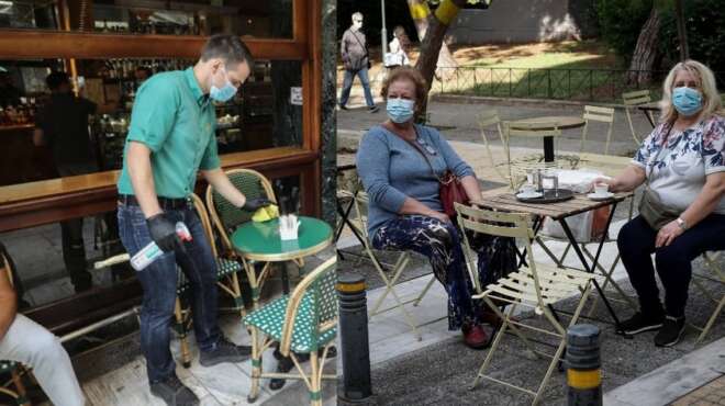 trapezakia-exo-anoigoyn-kafeteries-kai-estiatoria-ton-aprilio-104584