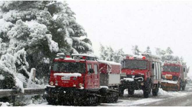 kakokairia-mideia-vrochi-oi-kliseis-stin-pyrosvestiki-gia-parochi-voitheias-109816