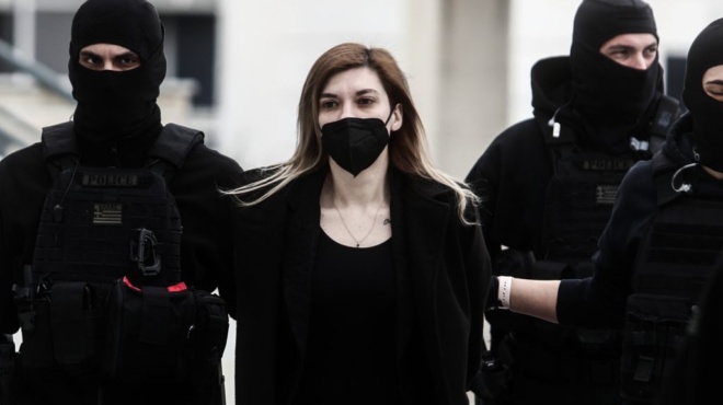 sta-ypsi-i-psychologia-tis-roylas-pispirigkoy-pisteyei-oti-tha-einai-xana-mazi-me-ton-dakalaki-leei-sygkratoymeni-tis-120361