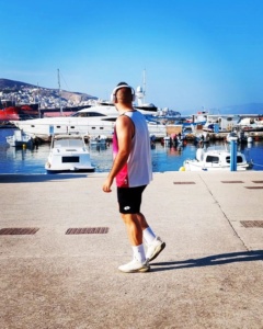 ποδοσφαιριστής