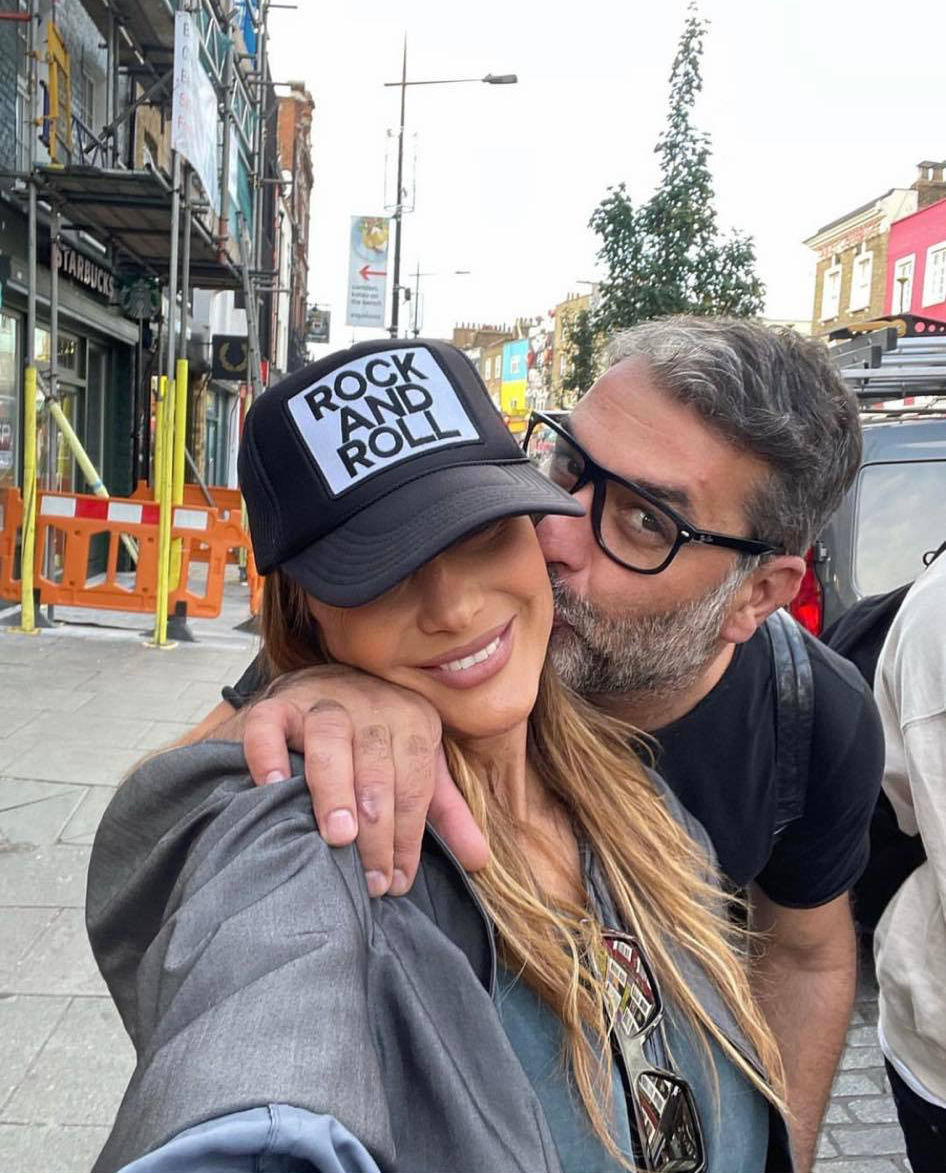 Δέσποινα Βανδή και Βασίλης Μπισμπίκης ερωτευμένοι