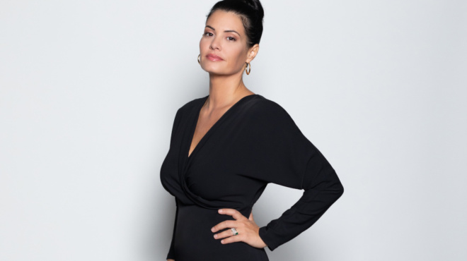 maria-korinthioy-me-anoixan-sto-podi-diagnostika-me-fleviki-aneparkeia-o-giatros-vrike-aneyrysma-sto-cheiroyrgeio-125453