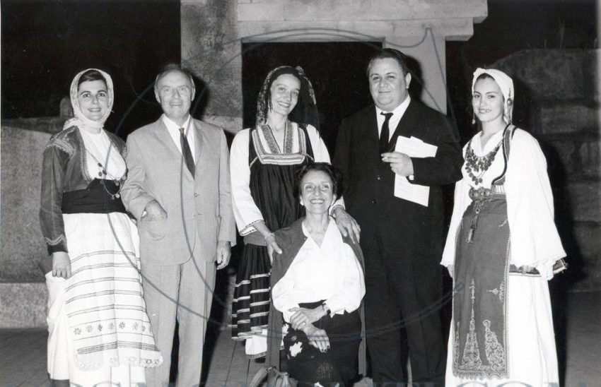 Δόρα Στράτου