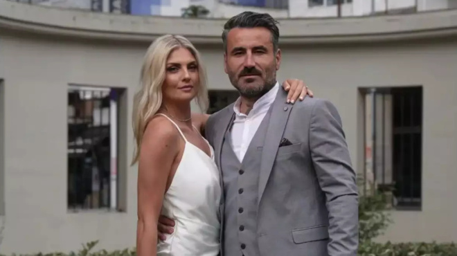 polloi-to-diavasan-ligoi-katalavan-i-anartisi-toy-koymparoy-eiche-amp-8220-prodosei-amp-8221-to-telos-mayridi-kathargia-meres-prin-127957