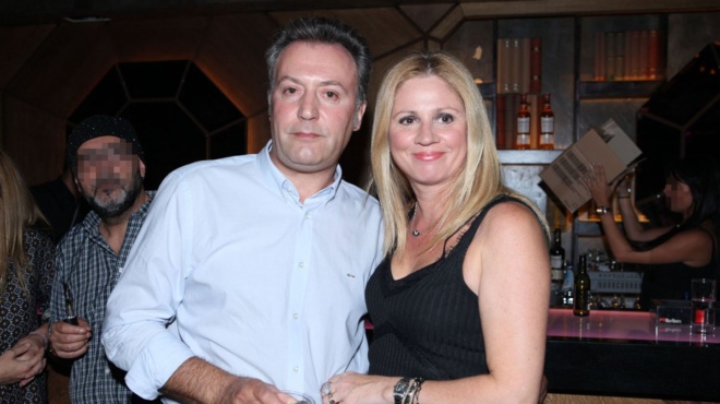 dimitris-oikonomoy-i-koykla-dimosiografos-syzygos-toy-kai-i-panemorfi-kori-toys-121580