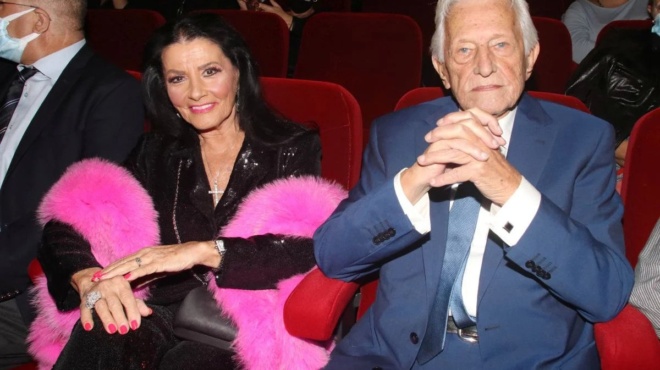 einai-eroteymeni-amp-038-to-deichnei-soysoyro-me-tin-90chroni-zozo-sapoytzaki-i-volta-me-ton-syntrofo-tis-cheraki-cheraki-122161