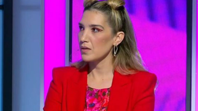 den-tin-vlepoyme-1i-fora-otan-i-amp-8220-agnoristi-amp-8221-seleni-toy-my-style-rocks-protagonistoyse-se-gnosti-tileoptiki-seira-122563