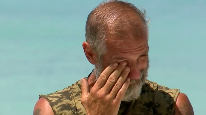 survivor-sparaxan-sto-klama-oi-paiktes-molis-to-anakoinose-o-lianos-agkaliazontan-kai-filiontoysan-132264