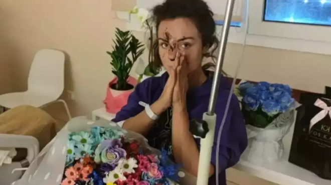 amp-8220-sto-simeio-ayto-amp-8221-i-stigmi-poy-i-karavatoy-anakoinonei-tin-apoysia-tis-eydokias-meta-tin-tragodia-sta-tempi-133145