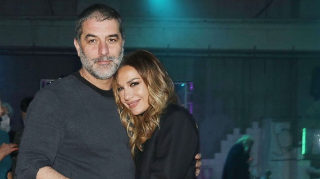 dipla-toy-se-kathe-toy-vima-i-kinisi-tis-despoinas-vandi-poy-deichnei-oti-stirizei-apolyta-ton-mpismpiki-133739