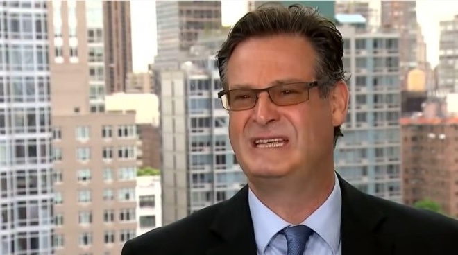 eida-ayto-ston-laimo-tis-giatros-ekane-diagnosi-se-gynaika-poy-itan-stin-tileorasi-kai-tis-esose-ti-zoi-135381