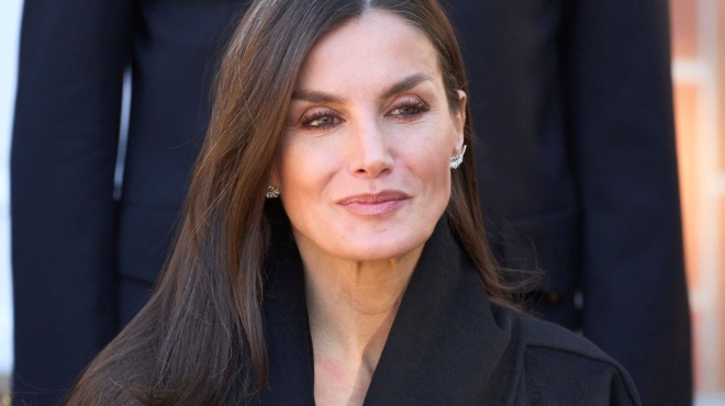 forese-to-lathos-roycho-kai-fanike-kati-poy-den-eprepe-egine-theama-i-letisia-stin-teleytaia-tis-emfanisi-136411