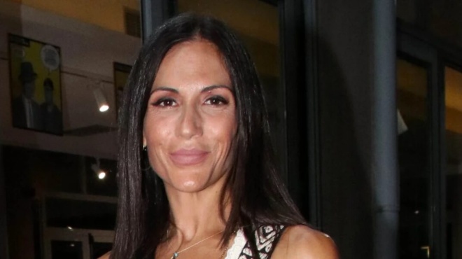 moy-ekleve-ta-esoroycha-i-on-air-apokalypsi-tis-anthis-voylgari-kagkelo-oi-synergates-tis-amp-038-oi-tiletheates-137091