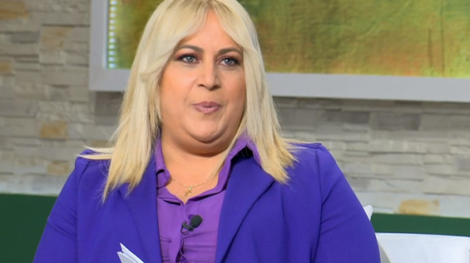 royla-koyskoyri-edina-to-reportaz-ki-epiasa-kati-sto-stithos-moy-foroysa-peroyka-kai-kaneis-den-to-ixere-129153