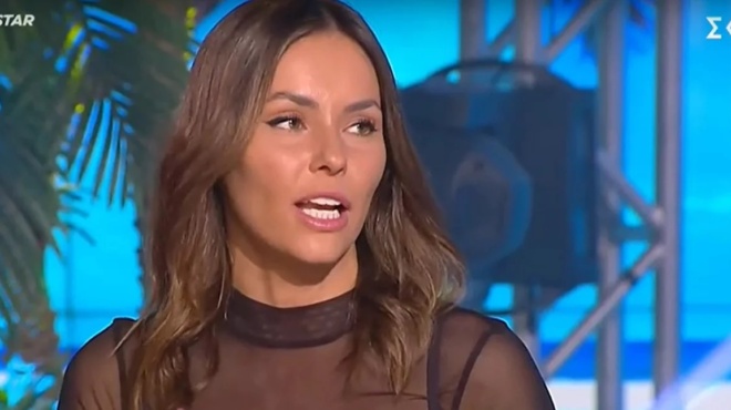 amp-8220-den-kryftikame-amp-8221-i-sofiana-amp-8220-spaei-amp-8221-1i-fora-i-siopi-tis-gia-ton-mario-priamo-amp-038-amp-8220-karfonei-amp-8221-tin-antona-131001