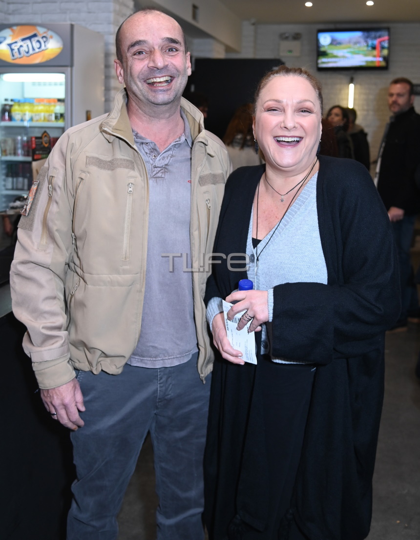 Ρένια Λουιζίδου σύζυγος