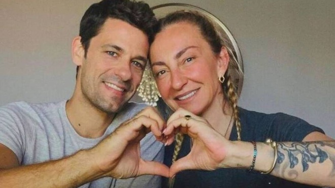 michail-aggelos-o-gios-toy-apostoli-totsika-megalose-kai-pire-tin-omorfia-amp-038-ti-goiteia-toy-mpampa-toy-141244