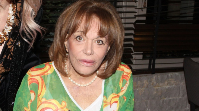 mairi-chronopoyloy-stigmes-katanyxis-se-monastiri-i-eychi-tis-kai-i-eycharisti-eikona-tis-poy-antikrisan-141480