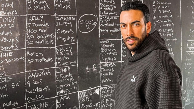 den-ischyei-tipota-ola-ayta-einai-psemata-xespase-o-alexandros-polychroniadis-mprosta-stis-kameres-144396