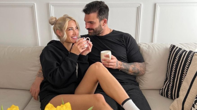 mazepsan-idi-ta-pragmata-toys-ioanna-toyni-kai-dimitris-alexandroy-metakomizoyn-xafnika-145709