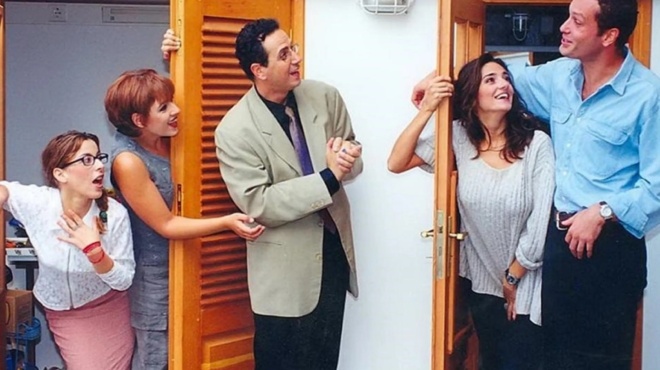 to-amp-8220-ekopsan-amp-8221-apo-tin-tv-to-paschalino-epeisodio-toy-amp-8220-kon-noy-amp-038-elenis-amp-8221-amp-038-o-logos-poy-stamatise-na-provalletai-141779