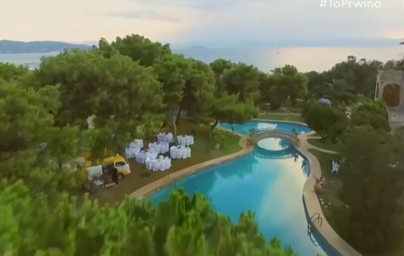 Μουζουράκη