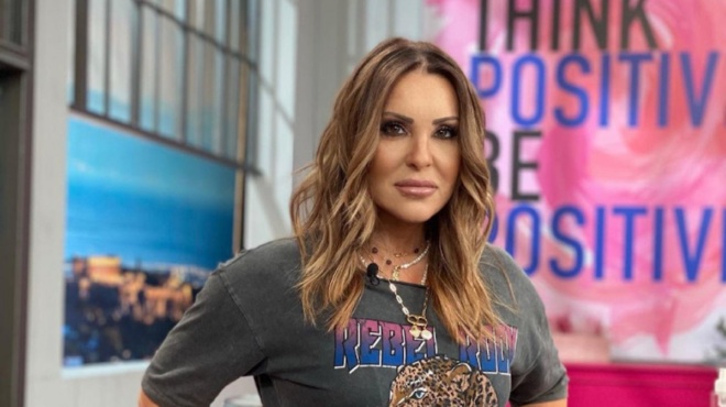 apodekatismeni-i-omada-tis-natalias-germanoy-to-minyma-tis-paroysiastrias-stin-enarxi-tis-ekpompis-154628