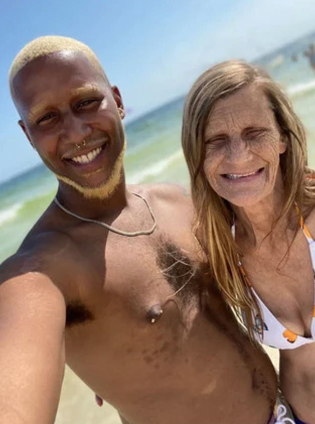 Ζευγάρι με διαφορά ηλικίας 