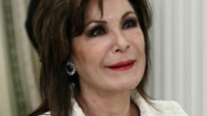 eftase-i-megali-mera-gia-tin-gianna-aggelopoyloy-chares-amp-038-glentia-sto-spiti-tis-o-gamos-toy-gioy-tis-kai-i-koykla-nyfi-152211