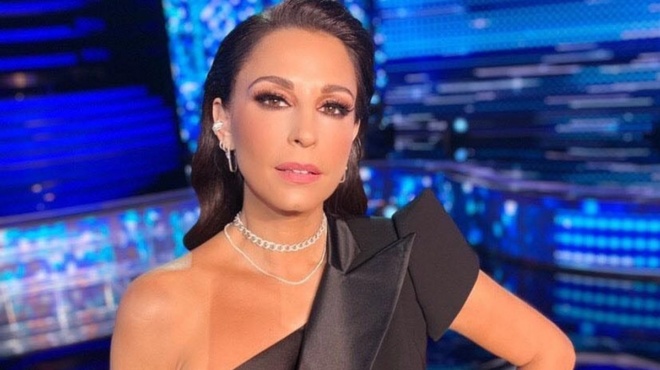 amp-8220-adynatises-etsi-epeidi-chorises-amp-8221-soysoyro-me-ti-nea-eikona-tis-katerinas-papoytsaki-i-apostomotiki-apantisi-146961