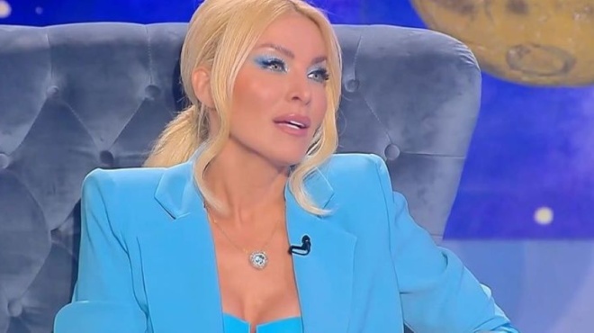 katerina-kainoyrgioy-amp-8220-xereis-ti-einai-na-gyrnas-spiti-na-vlepeis-ton-toicho-na-min-echeis-kapoion-dipla-soy-amp-8221-147048