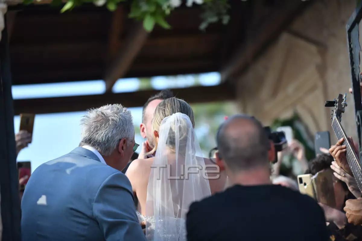 Γάμος Μουζουράκη