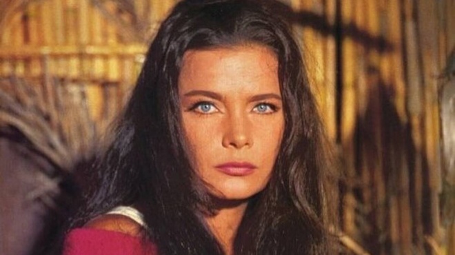 dierreyse-31-chronia-meta-to-thanato-tis-i-teleytaia-fotografia-tis-tzenis-karezi-ligo-prin-fygei-apo-ti-zoi-147939