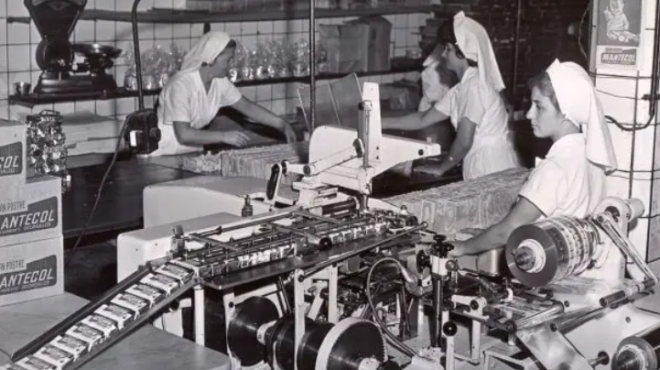 echtise-mia-amp-8220-aytokratoria-amp-8221-o-daimonios-ellinas-metanastis-poy-thisayrise-stin-argentini-me-to-glyko-poy-xepoylaei-148428