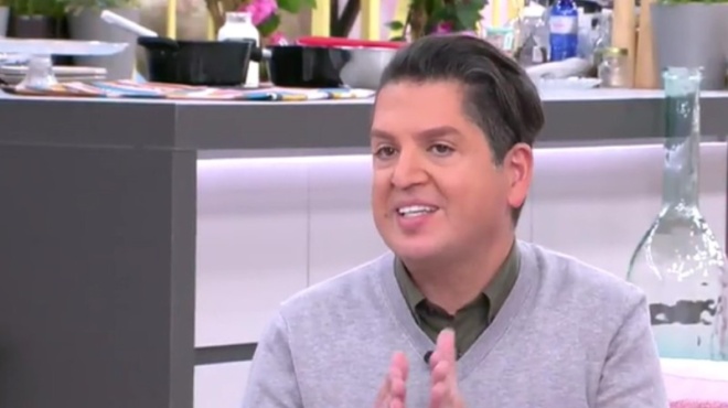 giannis-poylopoylos-megalosa-kai-katalava-oti-moy-aresoyn-oi-antres-eimai-7-chronia-pantremenos-me-ton-syntrofo-moy-159938