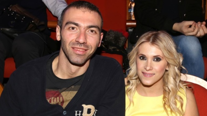 amp-8220-gennithikes-apo-enan-yperocho-patera-amp-8221-i-sygkinitiki-anartisi-tis-doras-tsampazi-gia-ta-genethlia-tis-koris-toys-156734