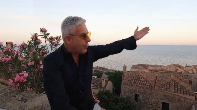 olo-to-internet-mila-gia-ton-taso-doysi-amp-8220-archisan-ta-organa-dystychos-akoma-den-echoyme-dei-tipota-ston-toyrismo-amp-8221-162254