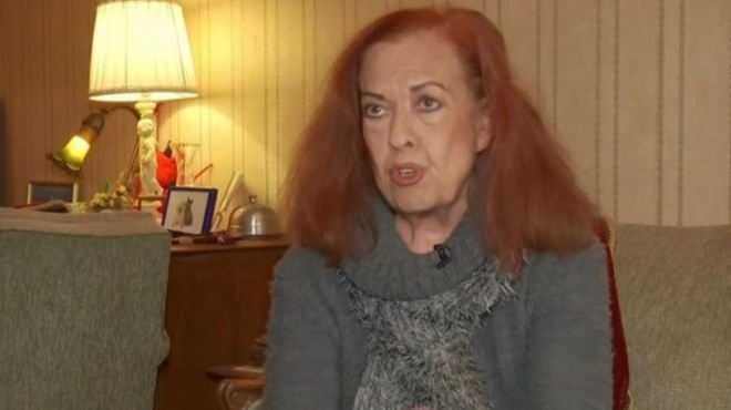 nefeli-orfanoy-amp-8220-pos-ginetai-mia-gynaika-na-eroteytei-mia-alli-san-na-eroteyto-ti-gata-moy-den-einai-fysiologiko-amp-8221-162945